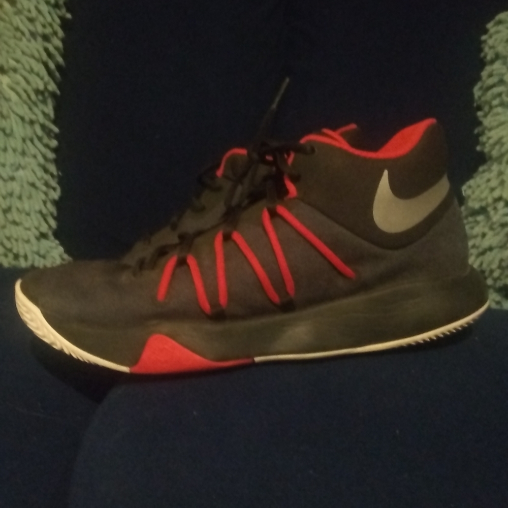 Men's KD basketball shoes